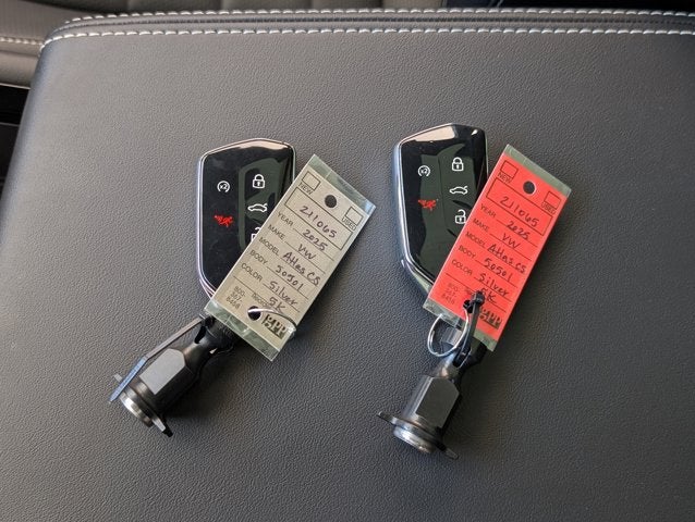 2025 Volkswagen Atlas Cross Sport 2.0T SEL