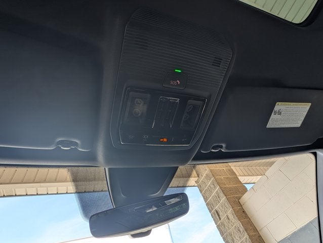 2025 Volkswagen Atlas Cross Sport 2.0T SEL