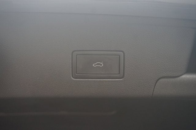 2024 Volkswagen Atlas Cross Sport 2.0T SEL