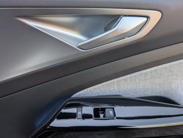 2025 Volkswagen ID.4 Limited