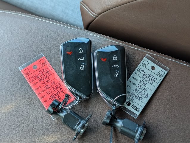 2023 Volkswagen ID.4 Standard