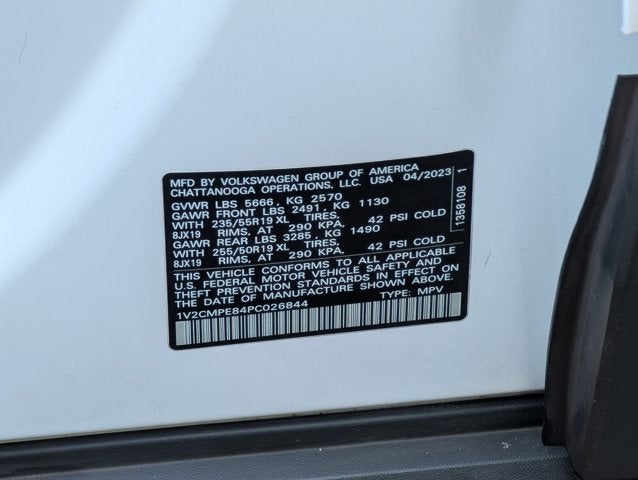 2023 Volkswagen ID.4 Pro