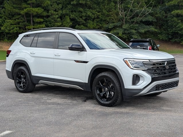 2024 Volkswagen Atlas 2.0T Peak Edition SE w/Technology
