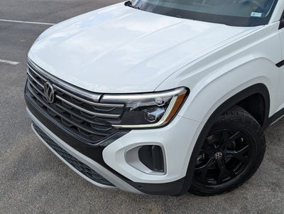 2024 Volkswagen Atlas 2.0T Peak Edition SE w/Technology