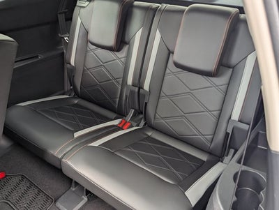 2024 Volkswagen Atlas 2.0T Peak Edition SE w/Technology