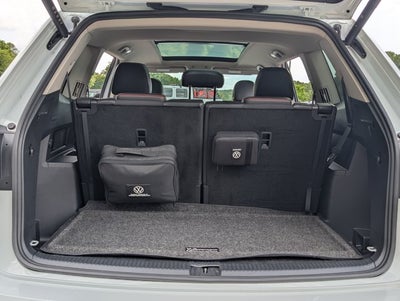 2024 Volkswagen Atlas 2.0T Peak Edition SE w/Technology