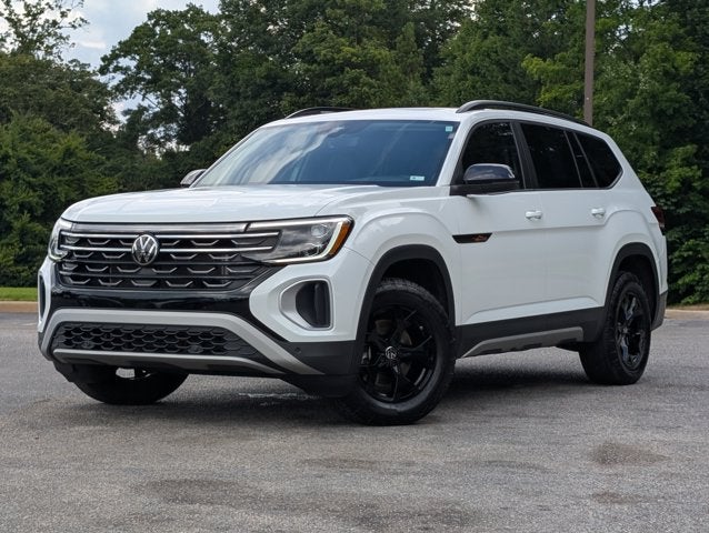 2024 Volkswagen Atlas 2.0T Peak Edition SE w/Technology