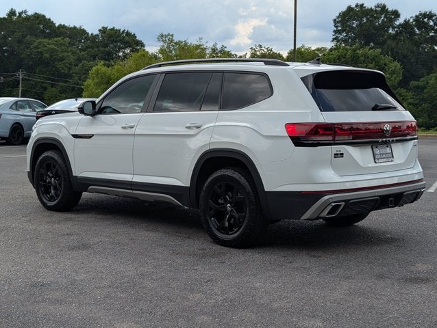 2024 Volkswagen Atlas 2.0T Peak Edition SE w/Technology