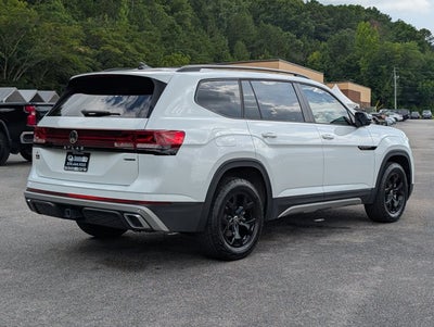 2024 Volkswagen Atlas 2.0T Peak Edition SE w/Technology