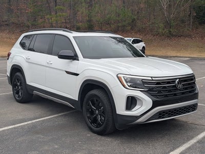 2024 Volkswagen Atlas 2.0T Peak Edition SE w/Technology