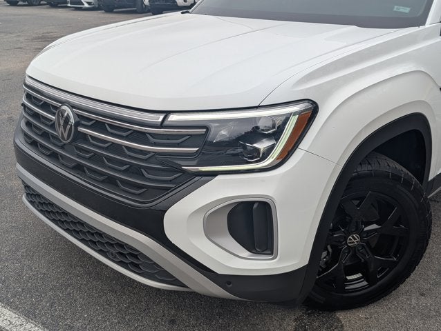 2024 Volkswagen Atlas 2.0T Peak Edition SE w/Technology