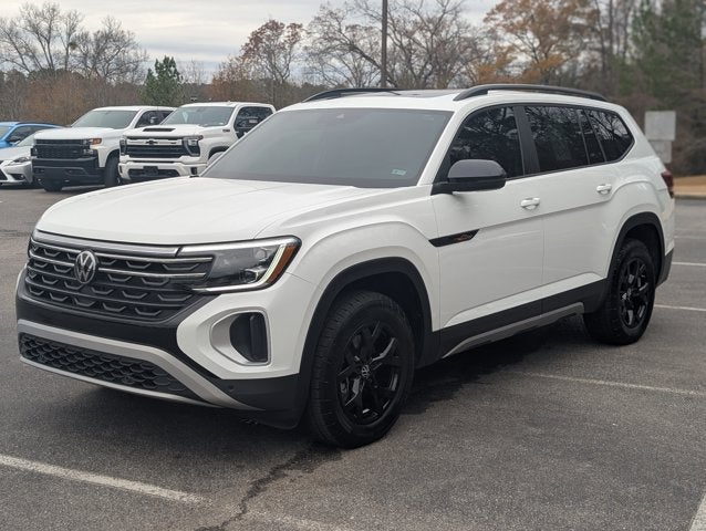 2024 Volkswagen Atlas 2.0T Peak Edition SE w/Technology