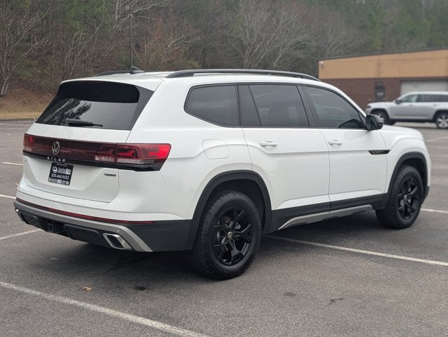 2024 Volkswagen Atlas 2.0T Peak Edition SE w/Technology