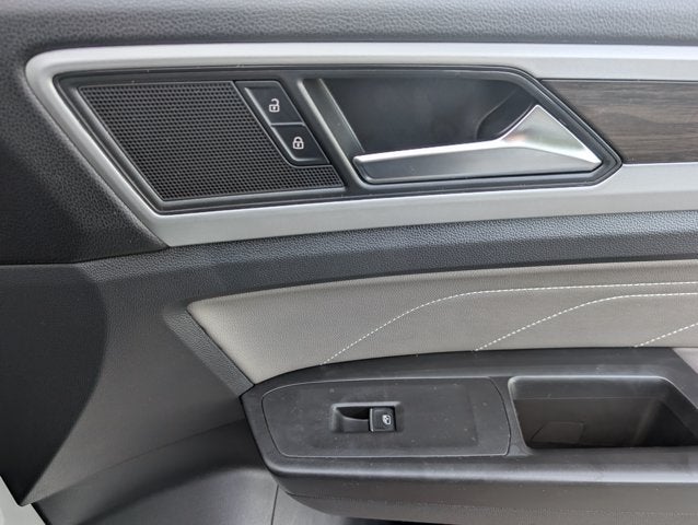 2023 Volkswagen Atlas 2.0T SE