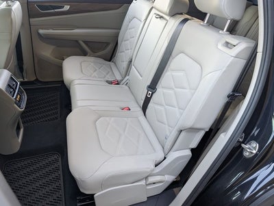 2025 Volkswagen Atlas 2.0T SE
