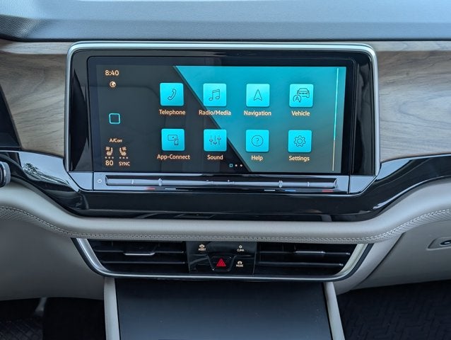 2025 Volkswagen Atlas 2.0T SE