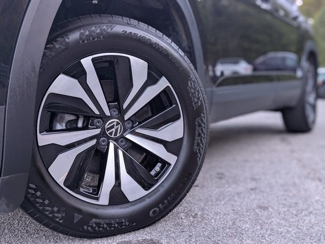 2025 Volkswagen Atlas 2.0T SE