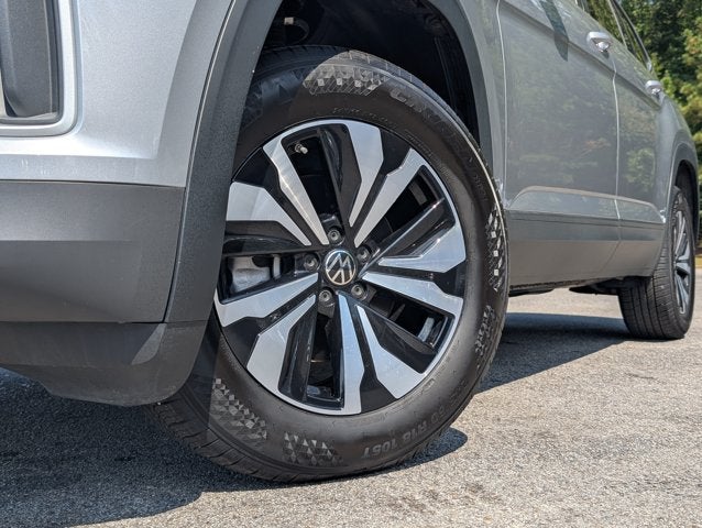 2025 Volkswagen Atlas 2.0T SE