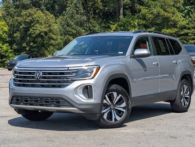 2025 Volkswagen Atlas 2.0T SE
