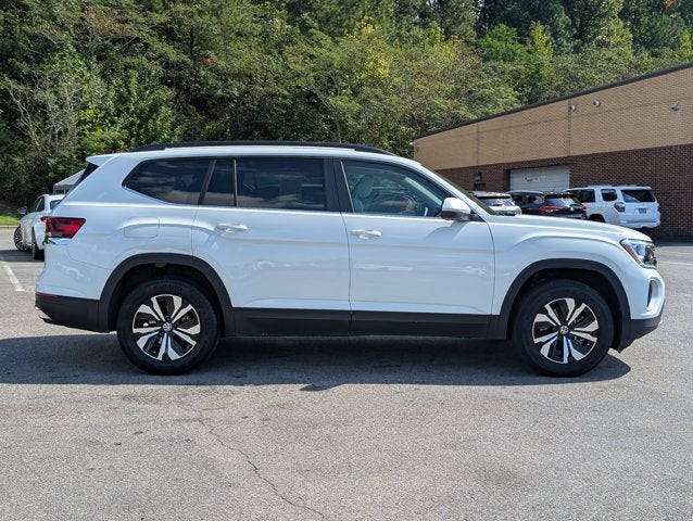 2025 Volkswagen Atlas 2.0T SE