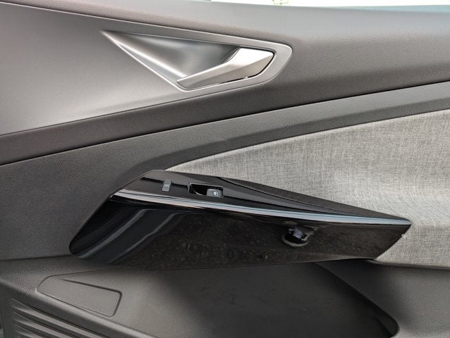 2025 Volkswagen ID.4 Pro