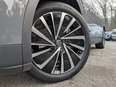 2025 Volkswagen ID.4 Pro