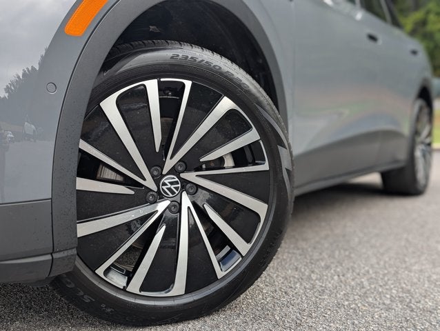 2025 Volkswagen ID.4 Pro
