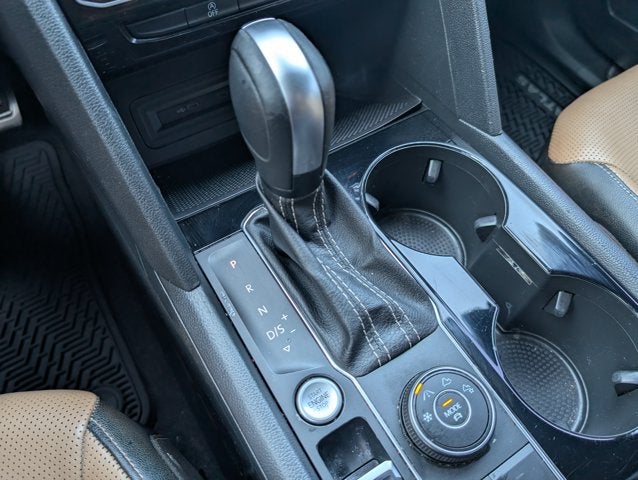 2023 Volkswagen Atlas Cross Sport 3.6L V6 SEL Premium R-Line