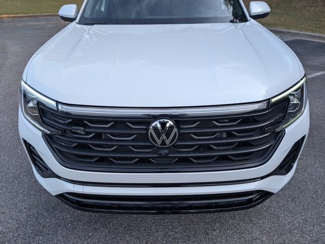 2025 Volkswagen Atlas Cross Sport 2.0T SEL Premium R-Line