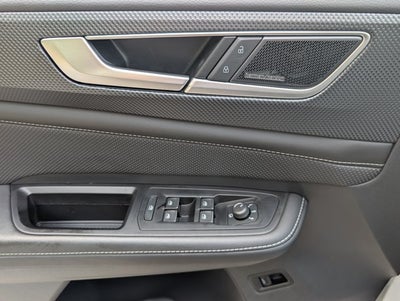 2025 Volkswagen Atlas Cross Sport 2.0T SEL Premium R-Line