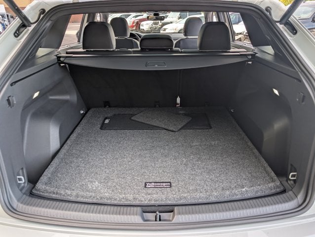 2025 Volkswagen Atlas Cross Sport 2.0T SEL Premium R-Line
