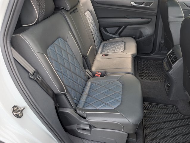 2025 Volkswagen Atlas Cross Sport 2.0T SEL Premium R-Line