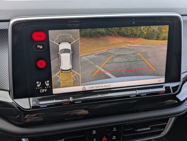 2025 Volkswagen Atlas Cross Sport 2.0T SEL Premium R-Line