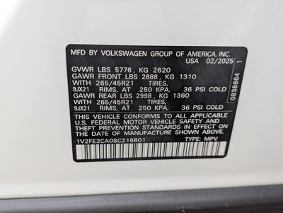 2025 Volkswagen Atlas Cross Sport 2.0T SEL Premium R-Line