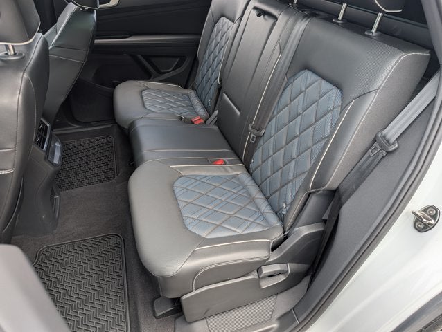 2024 Volkswagen Atlas Cross Sport 2.0T SEL Premium R-Line
