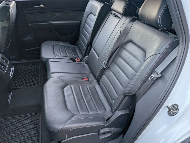 2023 Volkswagen Atlas Cross Sport 3.6L V6 SEL Premium R-Line