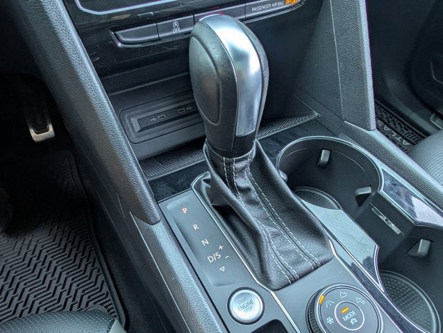 2023 Volkswagen Atlas Cross Sport 3.6L V6 SEL Premium R-Line