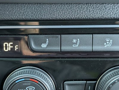 2023 Volkswagen Atlas Cross Sport 3.6L V6 SEL Premium R-Line