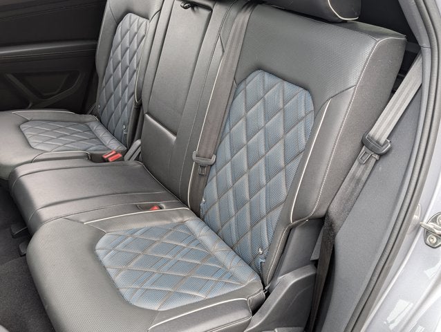 2024 Volkswagen Atlas Cross Sport 2.0T SEL Premium R-Line