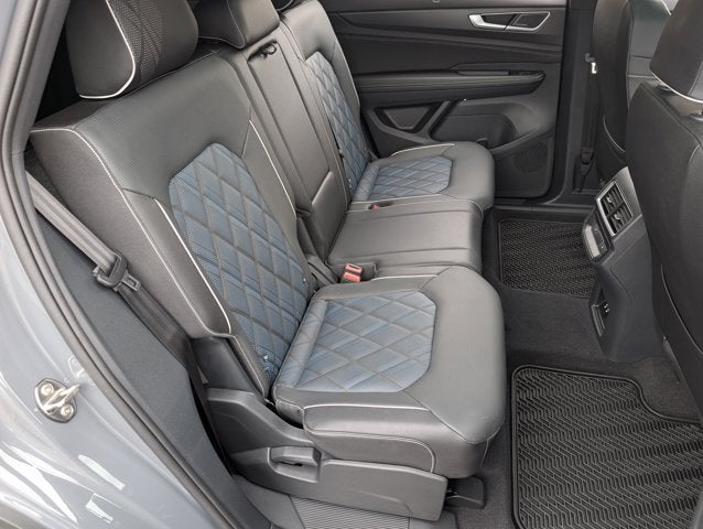 2025 Volkswagen Atlas Cross Sport 2.0T SEL Premium R-Line