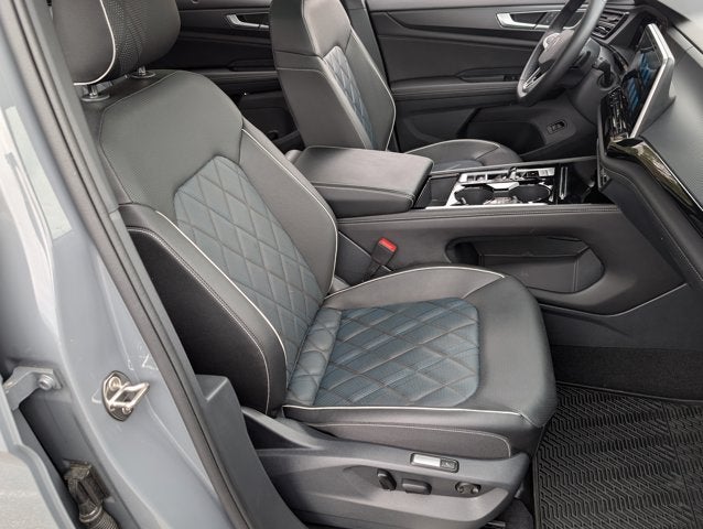 2025 Volkswagen Atlas Cross Sport 2.0T SEL Premium R-Line