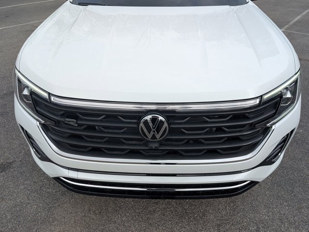2024 Volkswagen Atlas Cross Sport 2.0T SEL Premium R-Line