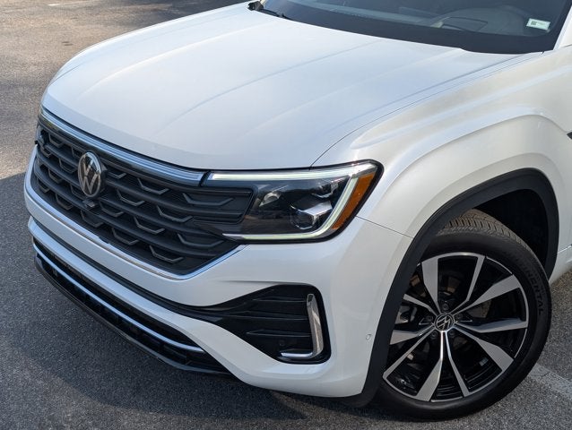 2024 Volkswagen Atlas Cross Sport 2.0T SEL Premium R-Line