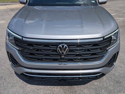 2025 Volkswagen Atlas Cross Sport 2.0T SEL Premium R-Line