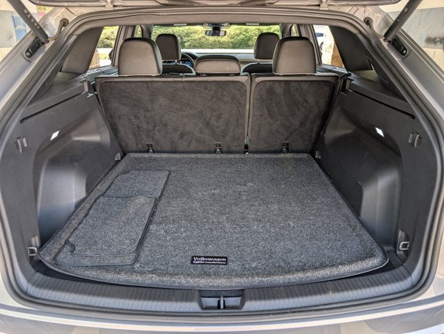 2025 Volkswagen Atlas Cross Sport 2.0T SEL Premium R-Line