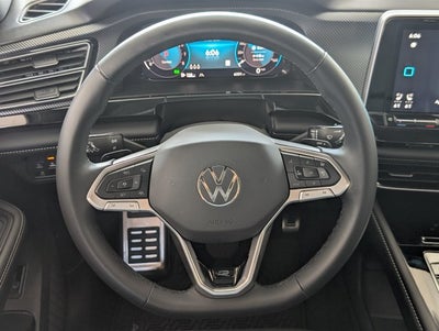 2025 Volkswagen Atlas Cross Sport 2.0T SEL Premium R-Line
