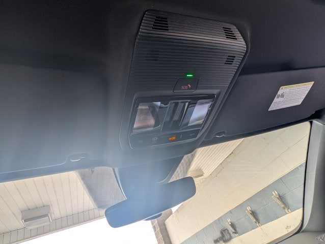 2025 Volkswagen Atlas Cross Sport 2.0T SEL Premium R-Line