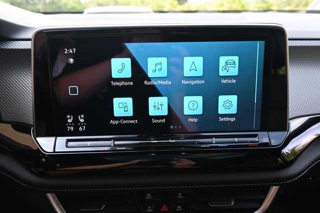 2024 Volkswagen Atlas Cross Sport 2.0T SEL Premium R-Line