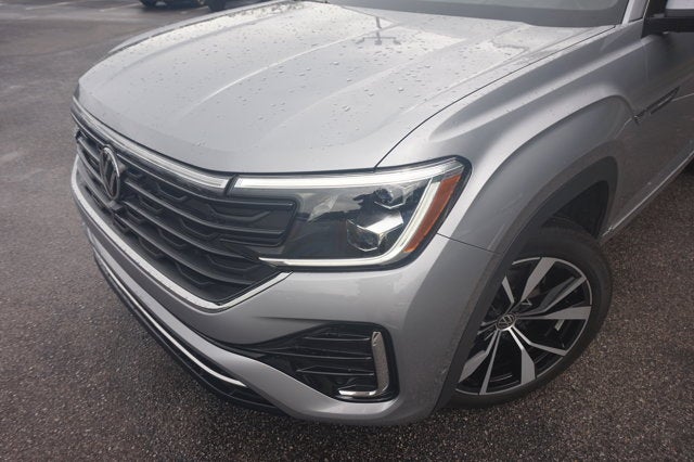 2024 Volkswagen Atlas Cross Sport 2.0T SEL Premium R-Line