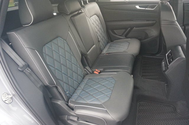 2024 Volkswagen Atlas Cross Sport 2.0T SEL Premium R-Line